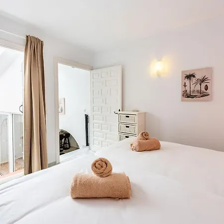 Casa Merlin Capistrano Playa 아파트 네르하