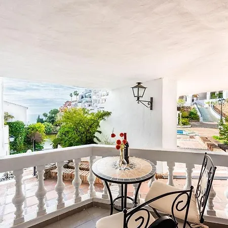 Casa Merlin Capistrano Playa 네르하